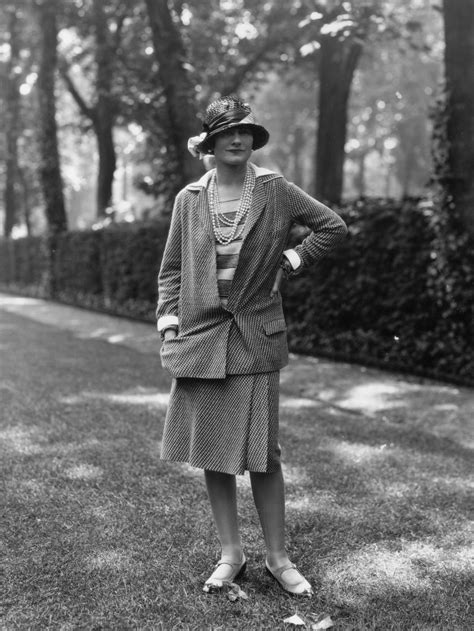 coco chanel suit 1920|coco chanel original designs.